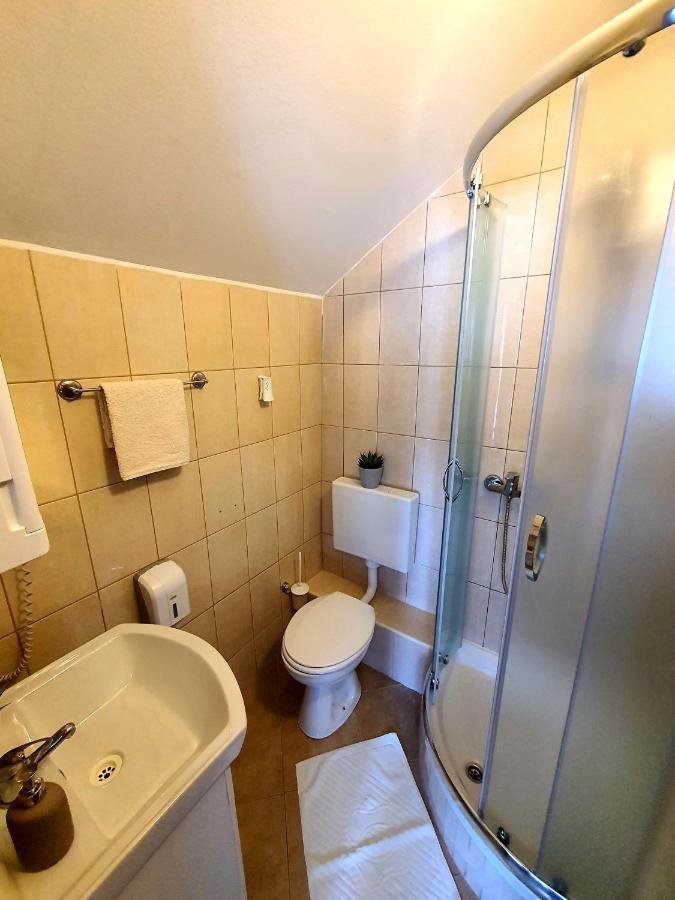 Guesthouse Kovacevic Кореница Екстериор снимка