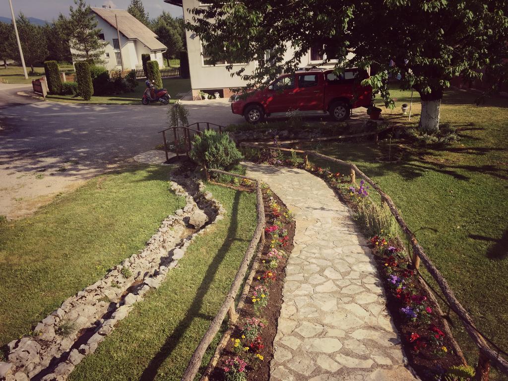 Guesthouse Kovacevic Кореница Екстериор снимка
